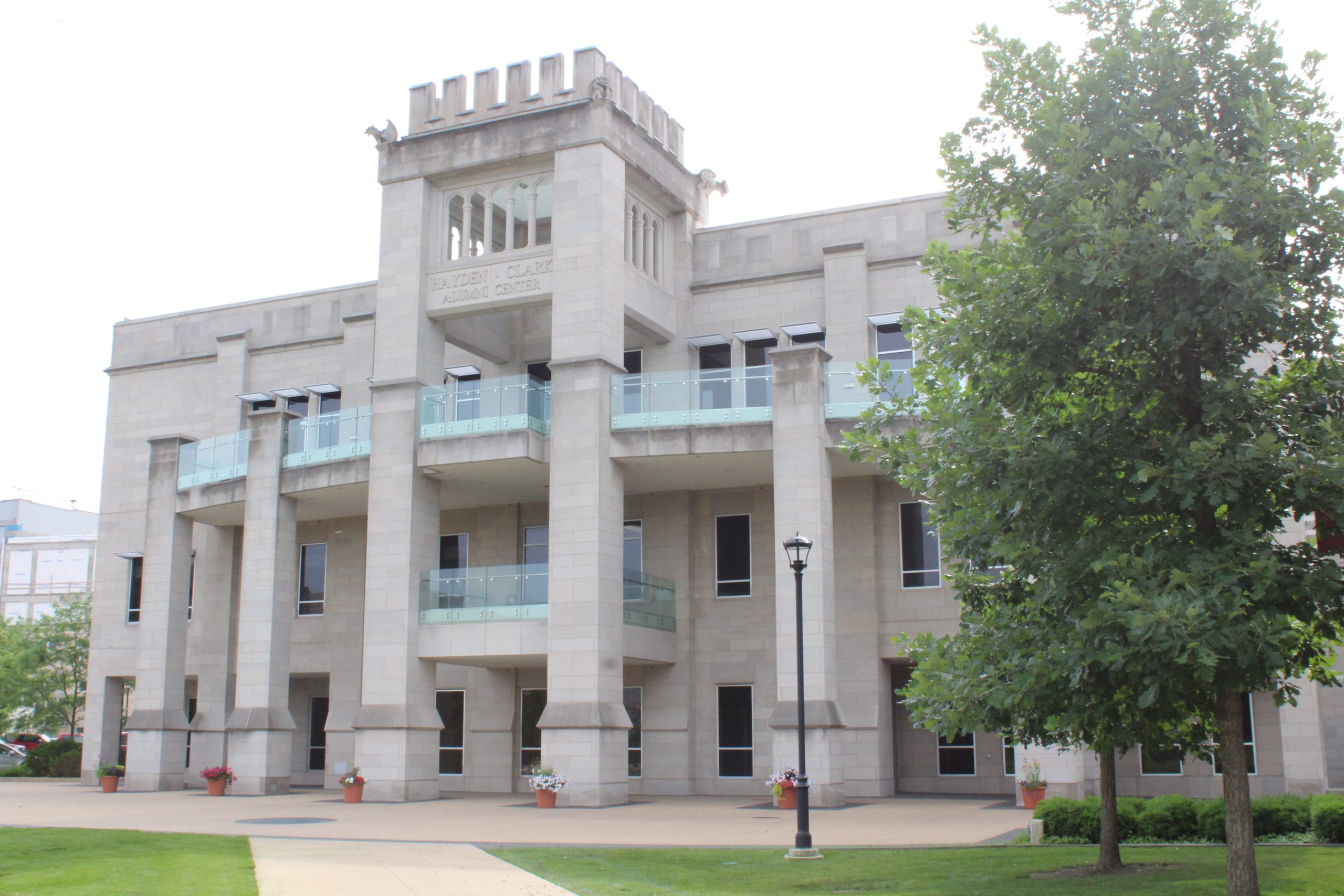 Bradley University, Hayden-Clark Alumni Center - River City Construction